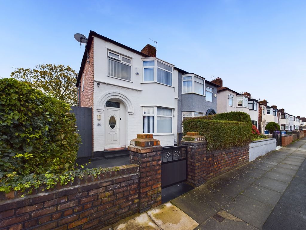 3 bed semidetached house for sale in Moffatdale Road, Walton