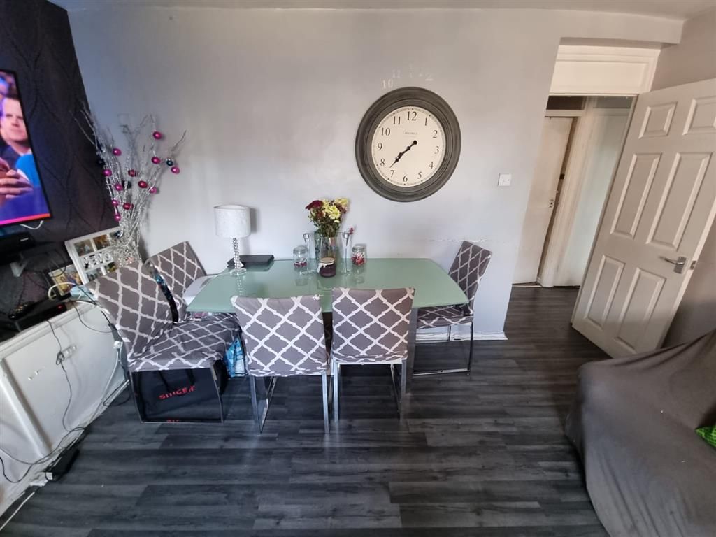 Laburnum Road, Mitcham, Surrey CR4  