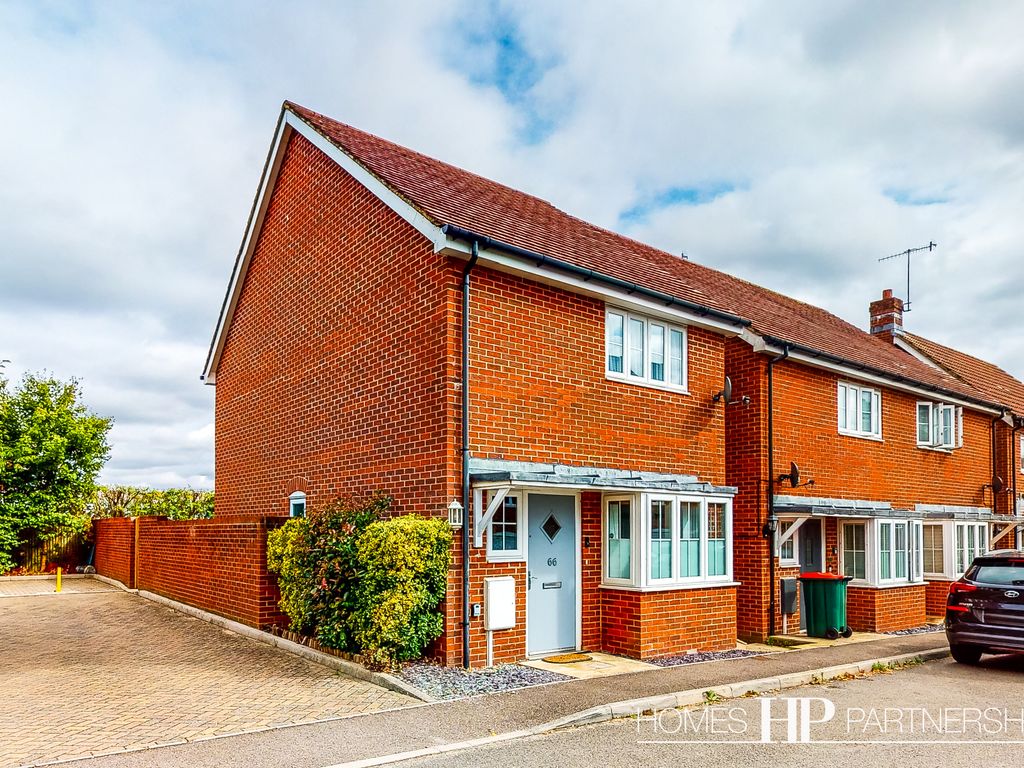 2 bed detached house for sale in Lucas Close, Maidenbower, Crawley RH10