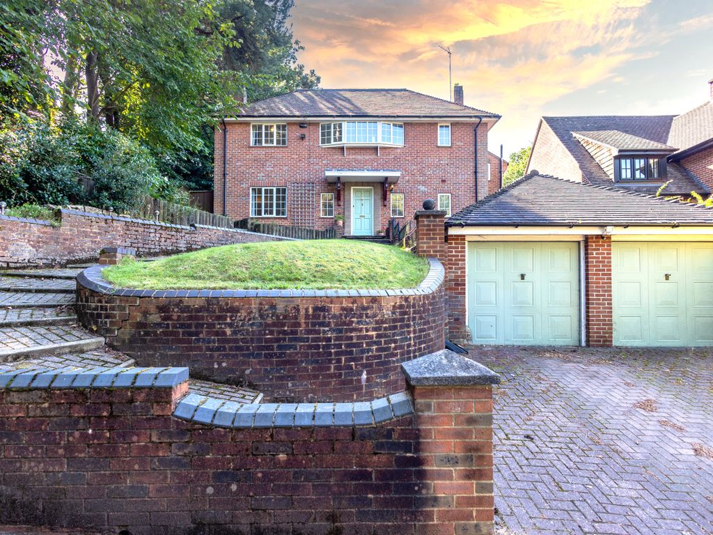 4 bed property for sale in St. Avenue, Bournemouth BH8, £