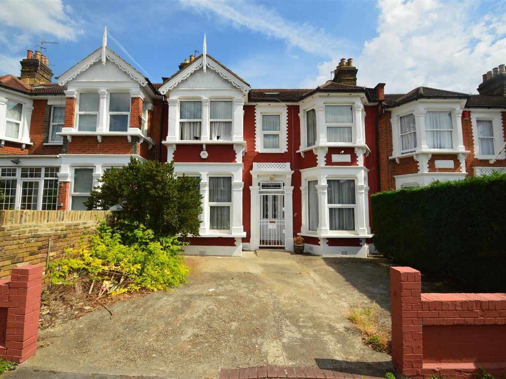 6 bed property for sale in Seymour Gardens, Cranbrook, Ilford IG1 Zoopla