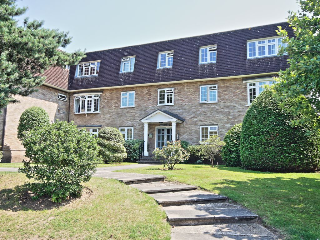 1 bed flat to rent in Langley Walk, Woking GU22 Zoopla