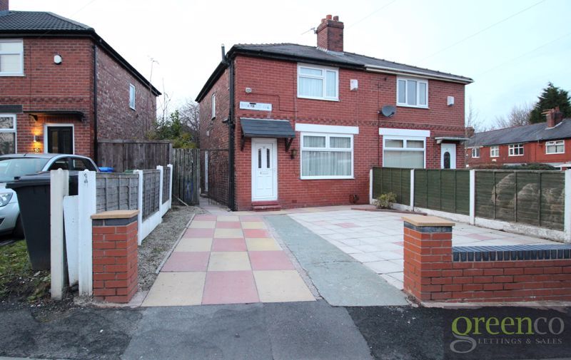 3 bed semidetached house to rent in Bankfield Avenue, Droylsden
