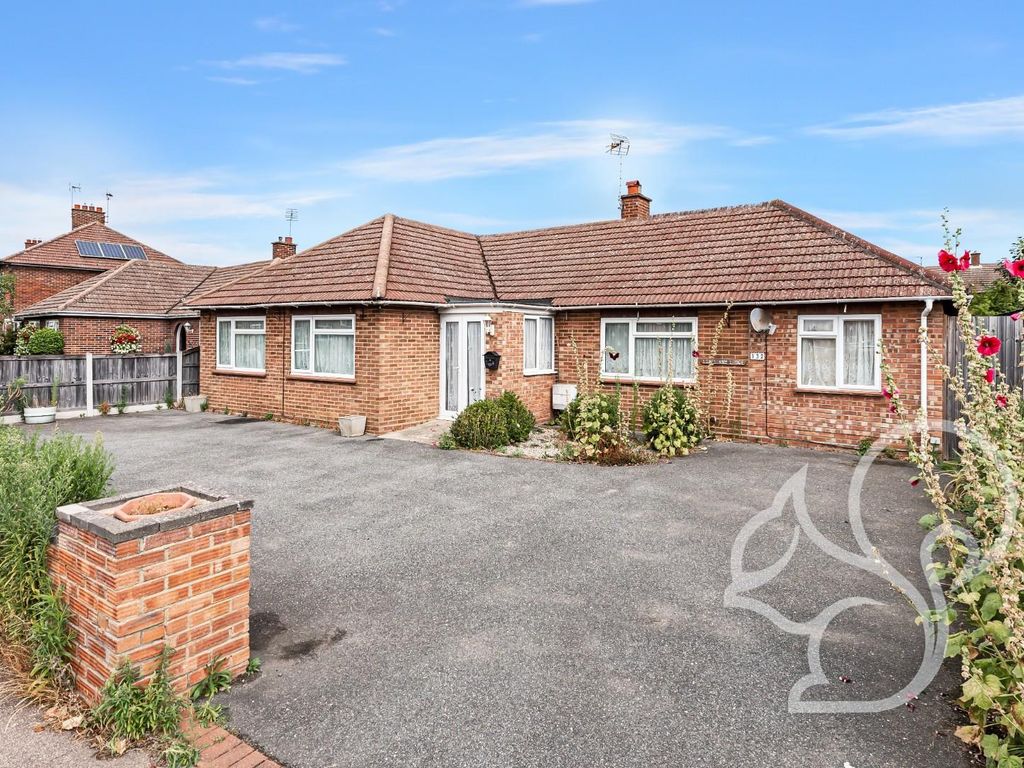 4 bed bungalow for sale in The Commons, Colchester CO3 Zoopla