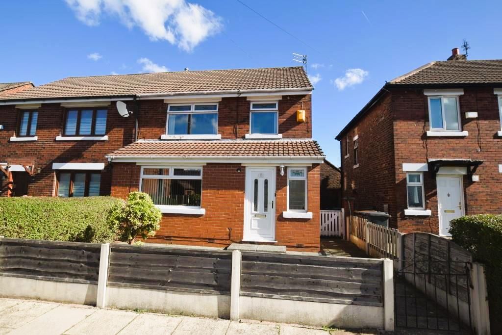 4 bed semidetached house for sale in Windermere Crescent, AshtonUnder