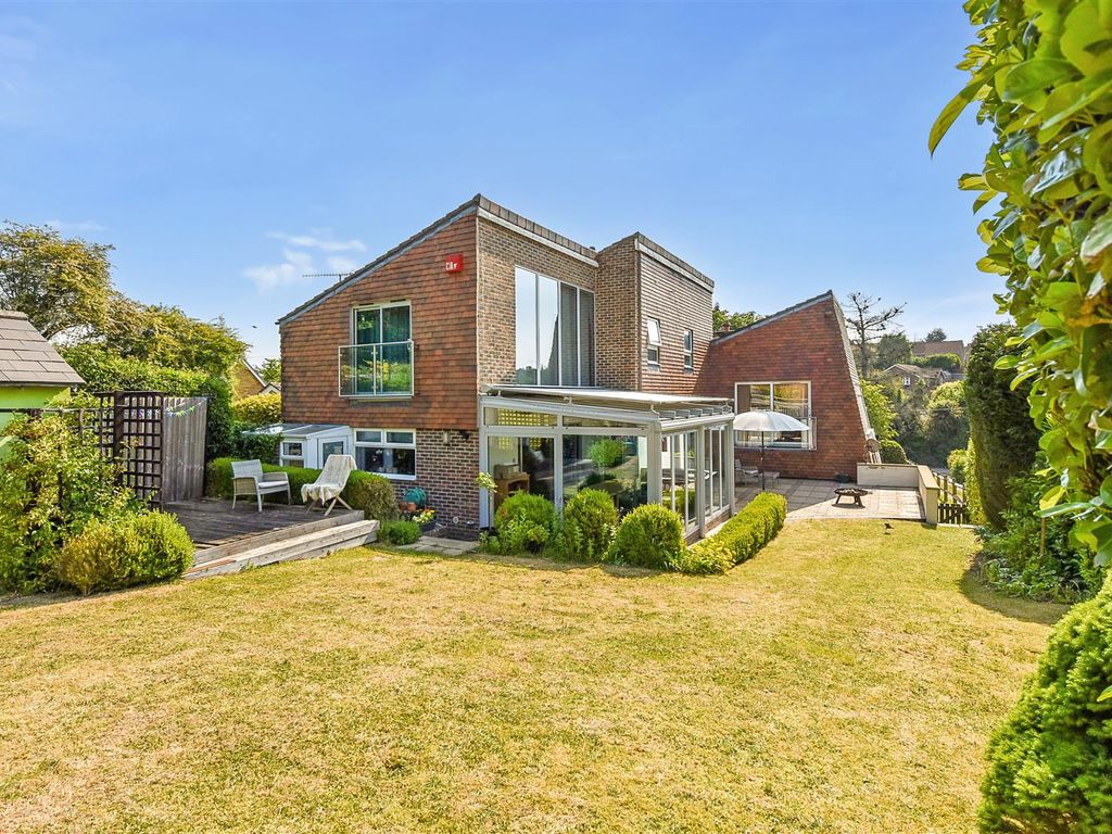 5 bed detached house for sale in Southdown Road, Horndean