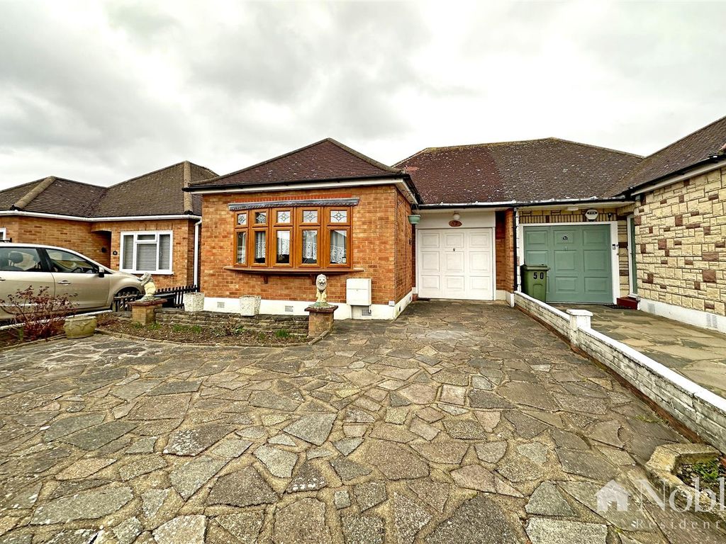 2 bed semidetached bungalow for sale in Arlington Gardens, Harold Wood