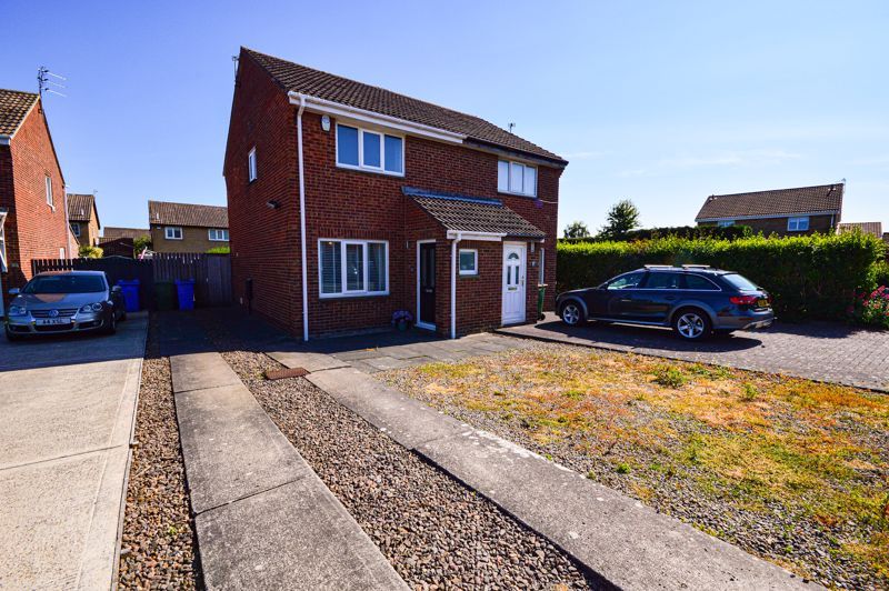 2 bed semidetached house for sale in Dunblane Drive, Blyth NE24 Zoopla