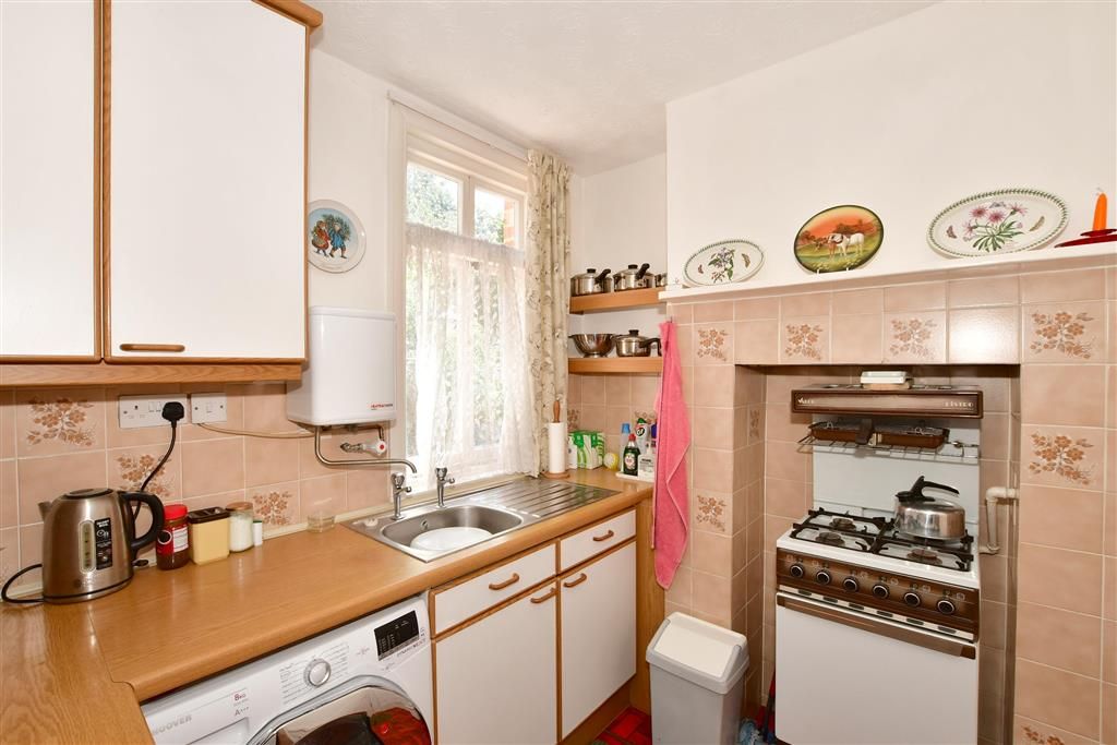 3 bed semidetached house for sale in Yeoman Lane, Bearsted, Maidstone