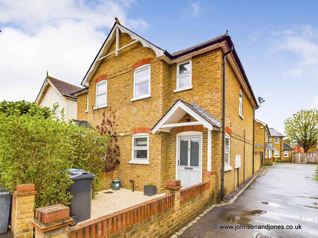 2 bed semidetached house for sale in Station Road, Chertsey KT16 Zoopla