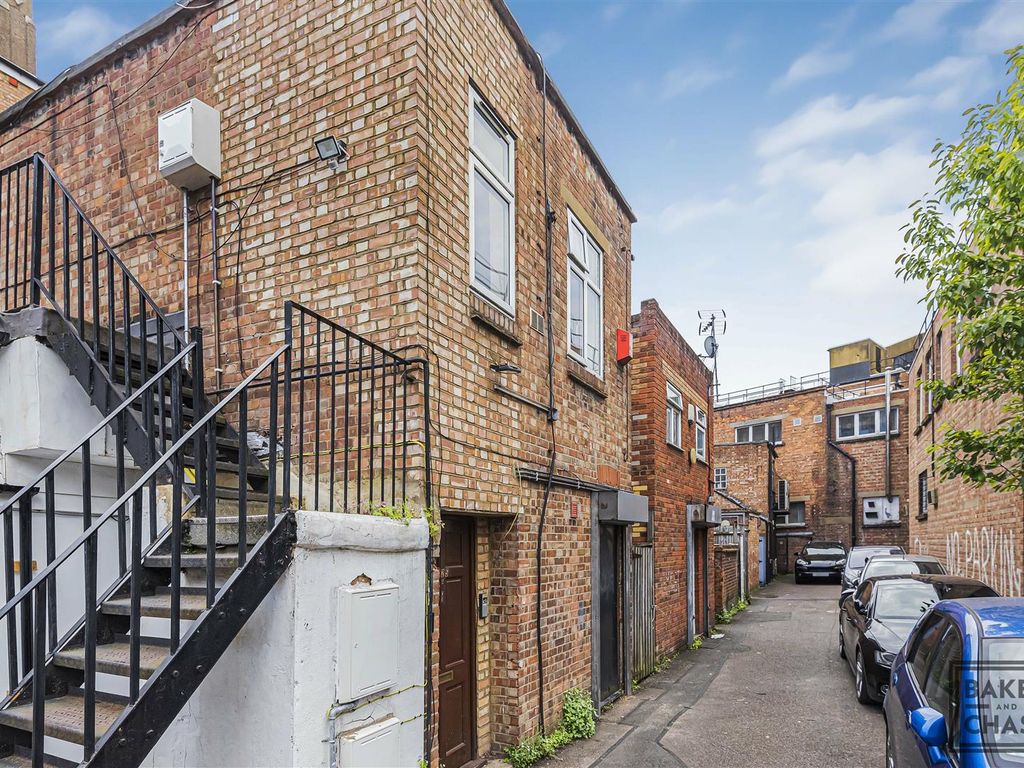 1 bed flat to rent in Green Lanes, Palmers Green, London N13 Zoopla