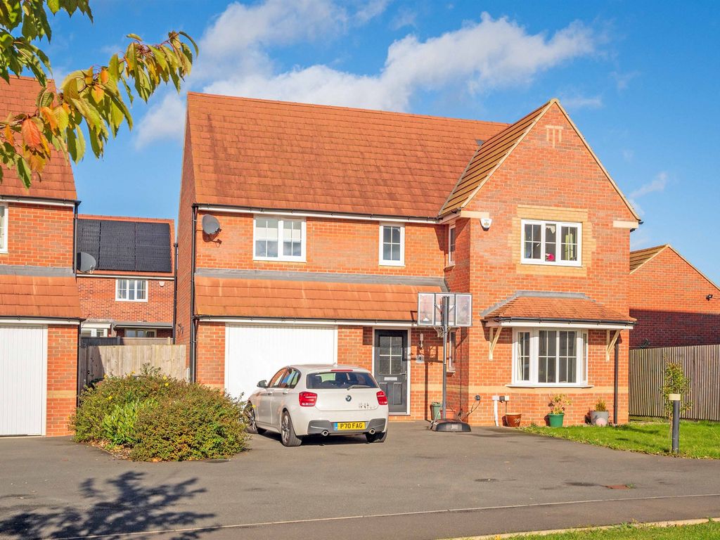 4 bed detached house for sale in Cartmel Drive, Corby NN18, £350,000