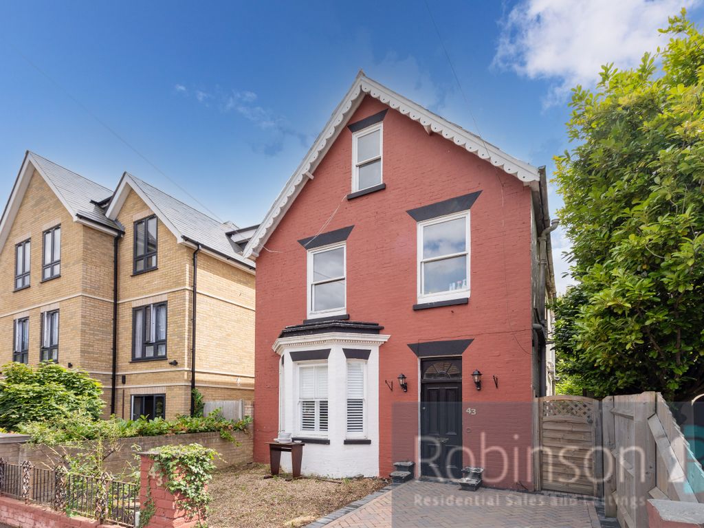 4 bed detached house for sale in Norfolk Road, Maidenhead, Berkshire