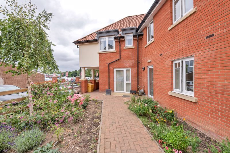 Cross Penny Court, Cotton Lane, Bury St. Edmunds IP33  