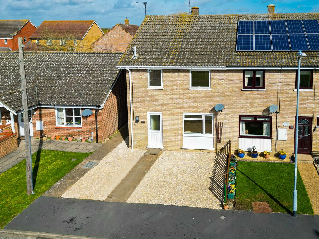 3 bed semidetached house to rent in Rutland Way, Manea, March PE15, £