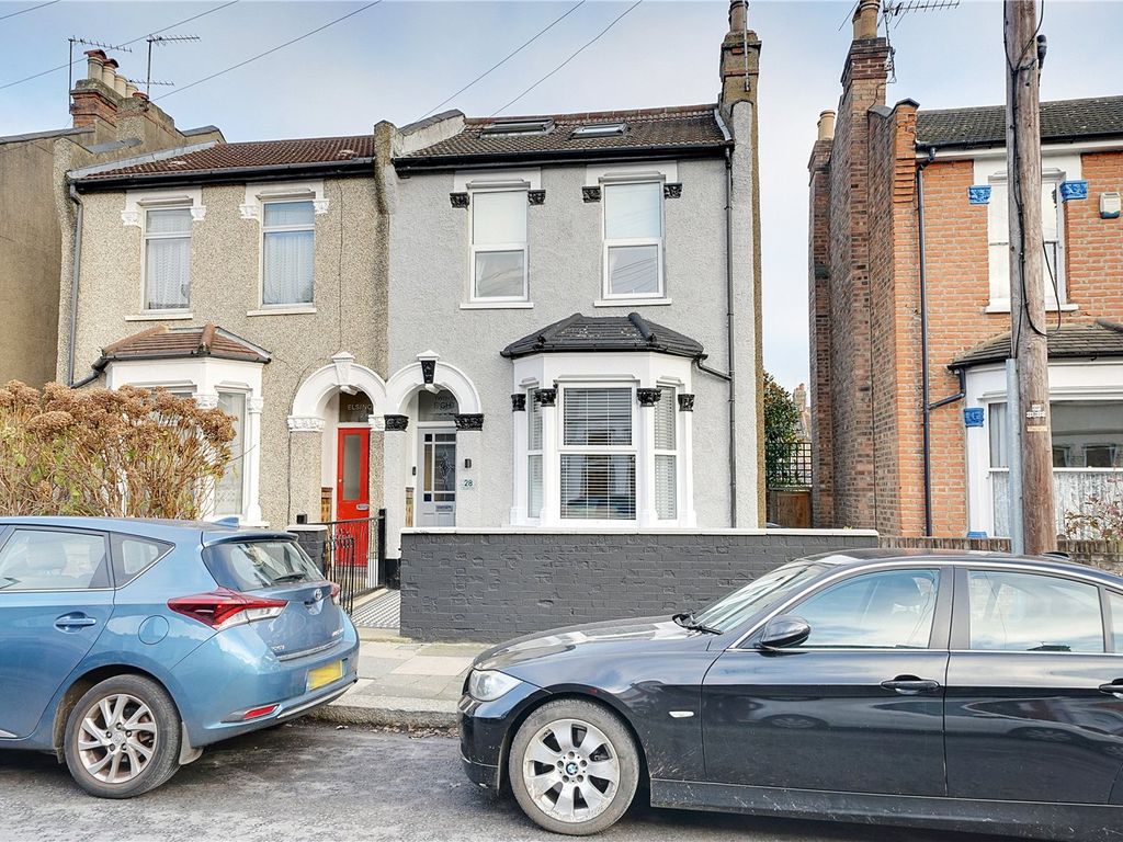 3 bed semidetached house for sale in Fotheringham Road, Enfield EN1, £
