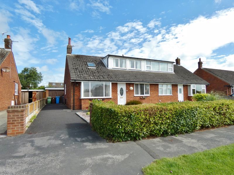 3 bed semidetached bungalow for sale in Green Lane, Freckleton
