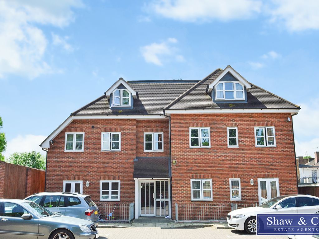 2 bed flat for sale in Vicarage Farm Road, Heston, Hounslow TW5 Zoopla
