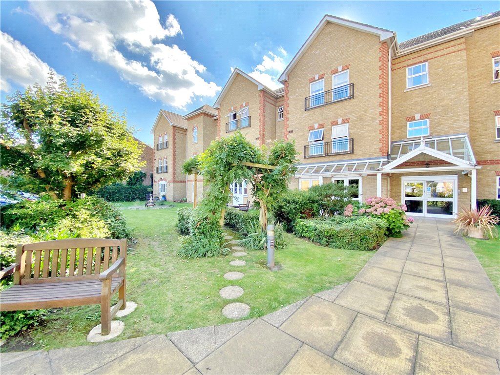 Draper Close, Isleworth TW7  