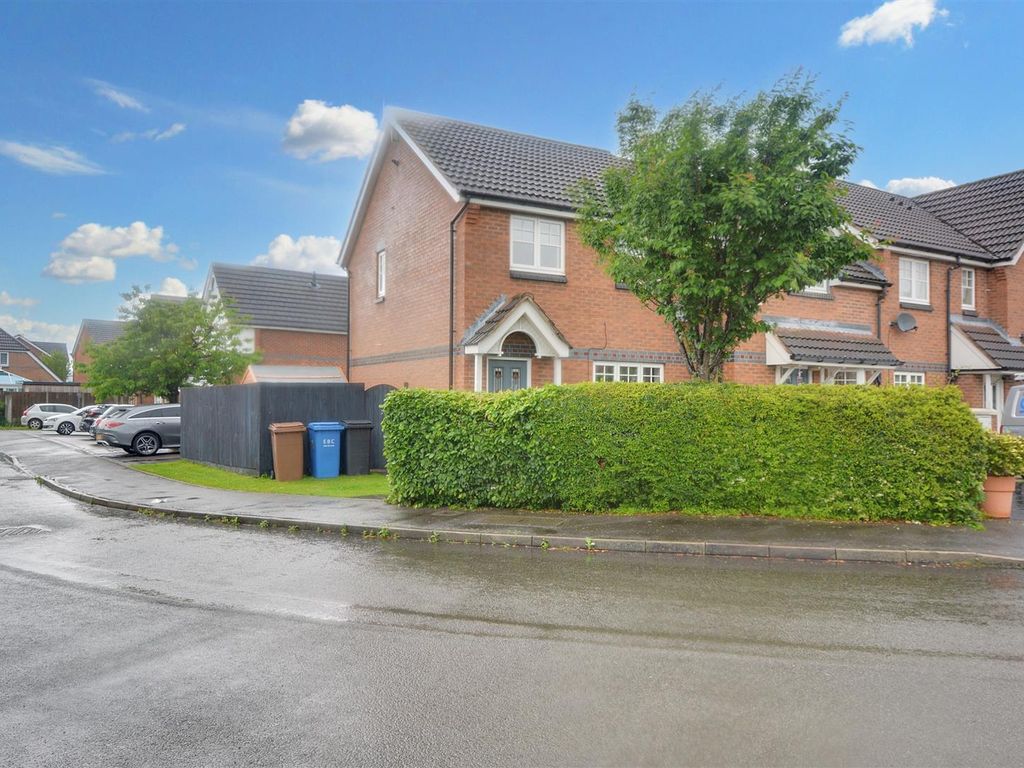 3 bed town house for sale in Mason Road, Shipley View, Ilkeston DE7, £