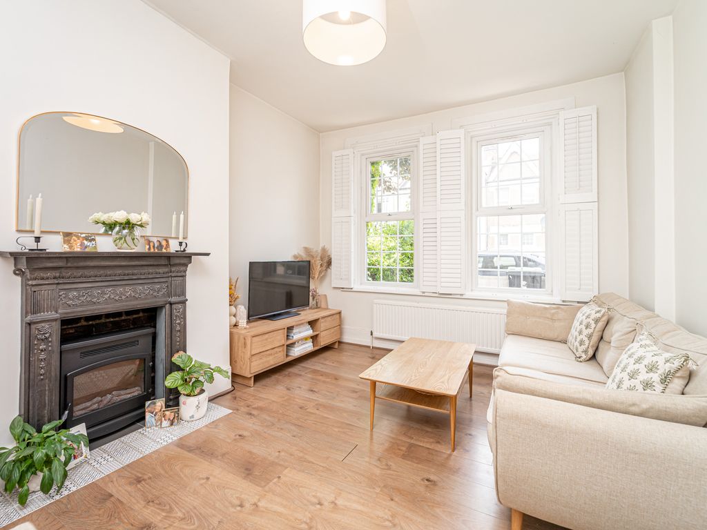 2 bed for sale in Sirdar Road, London N22 Zoopla