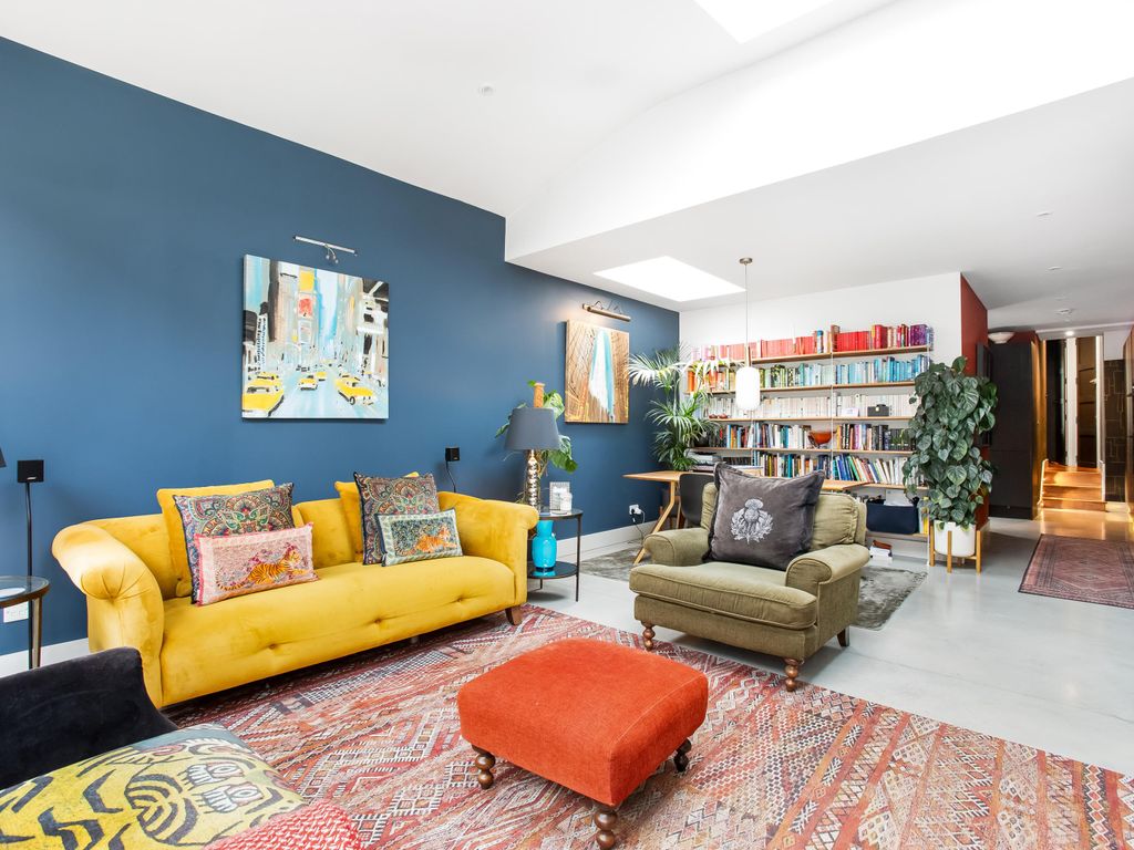 2 bed flat for sale in Mackay Road, London SW4, £800,000 Zoopla
