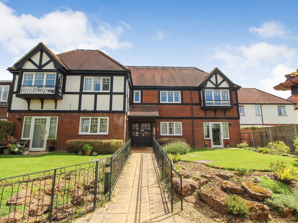 2 bed property for sale in Park Lane, Tilehurst, Reading RG31, £279,000