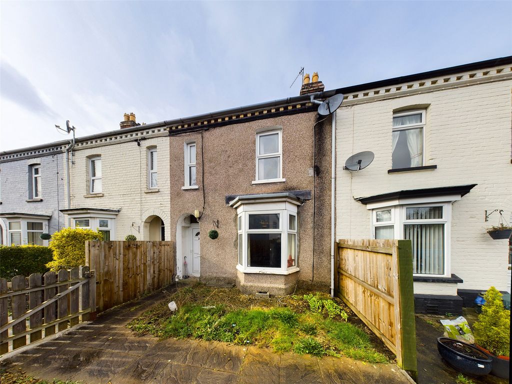 3 bed terraced house for sale in Union Road East, Abergavenny