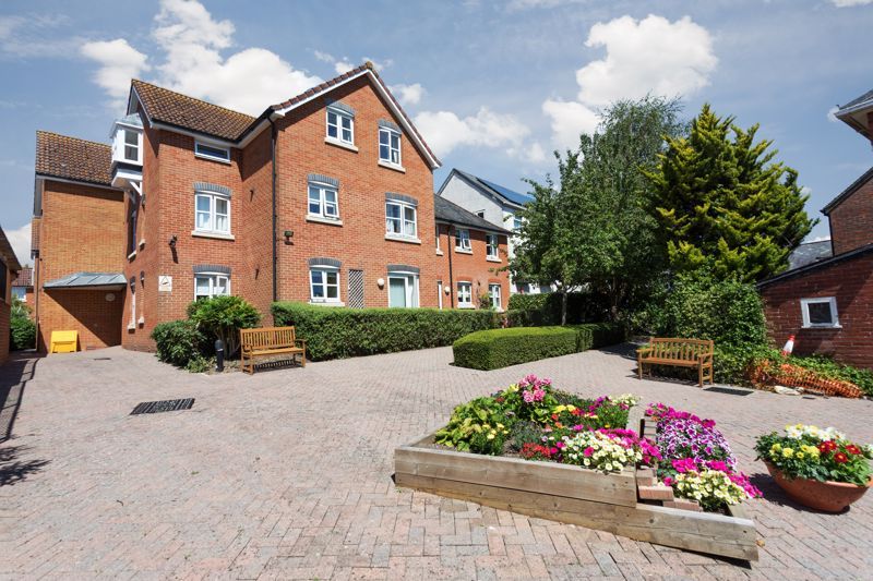 1 bed property for sale in Kings Court, Fordingbridge SP6 Zoopla
