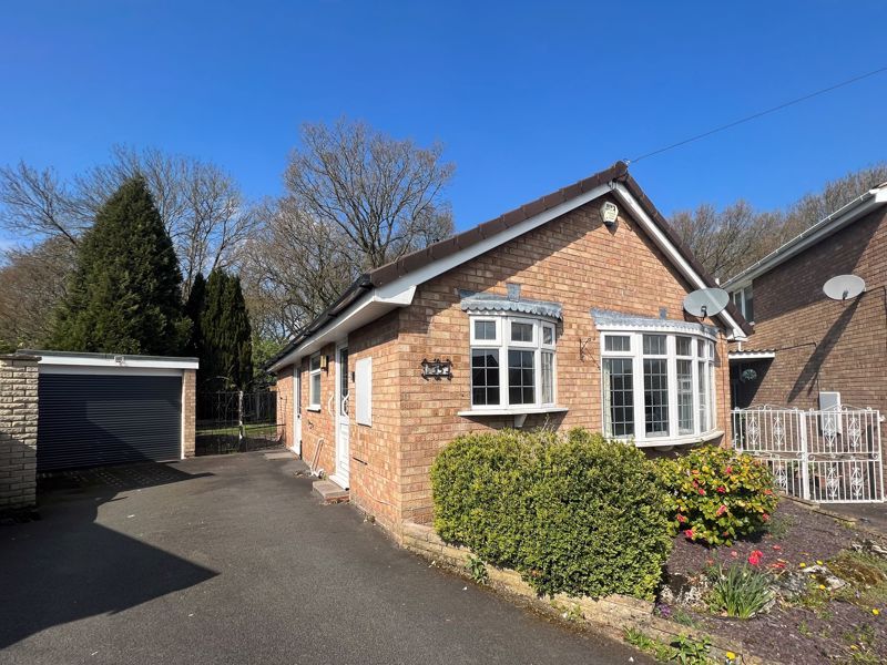 2 bed bungalow for sale in Denham Gardens, Castlecroft, Wolverhampton