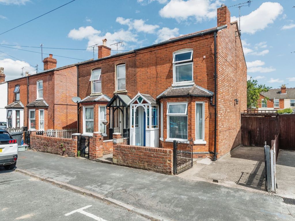 2 bed semidetached house for sale in Linden Road, Gloucester GL1 Zoopla