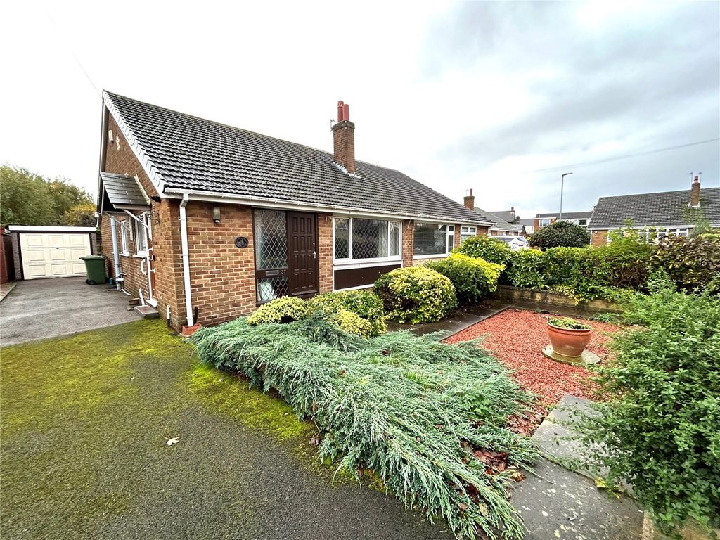 3 bed bungalow for sale in Thornleigh Drive, Wakefield, West Yorkshire