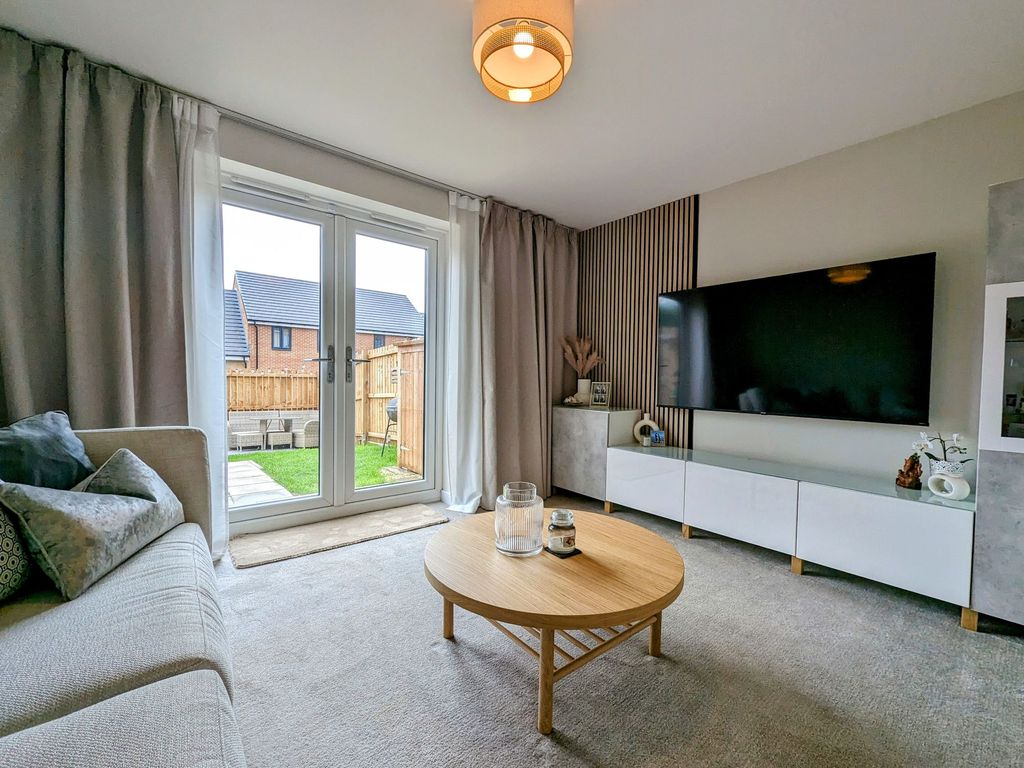 2 bed end terrace house for sale in Rivers Edge, Laygate Street, South