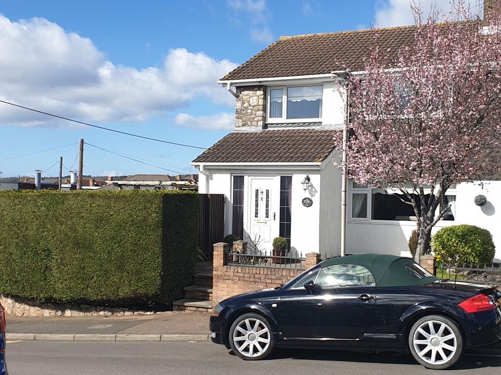 4 bed semidetached house for sale in Orchard Close, Caldicot NP26 Zoopla