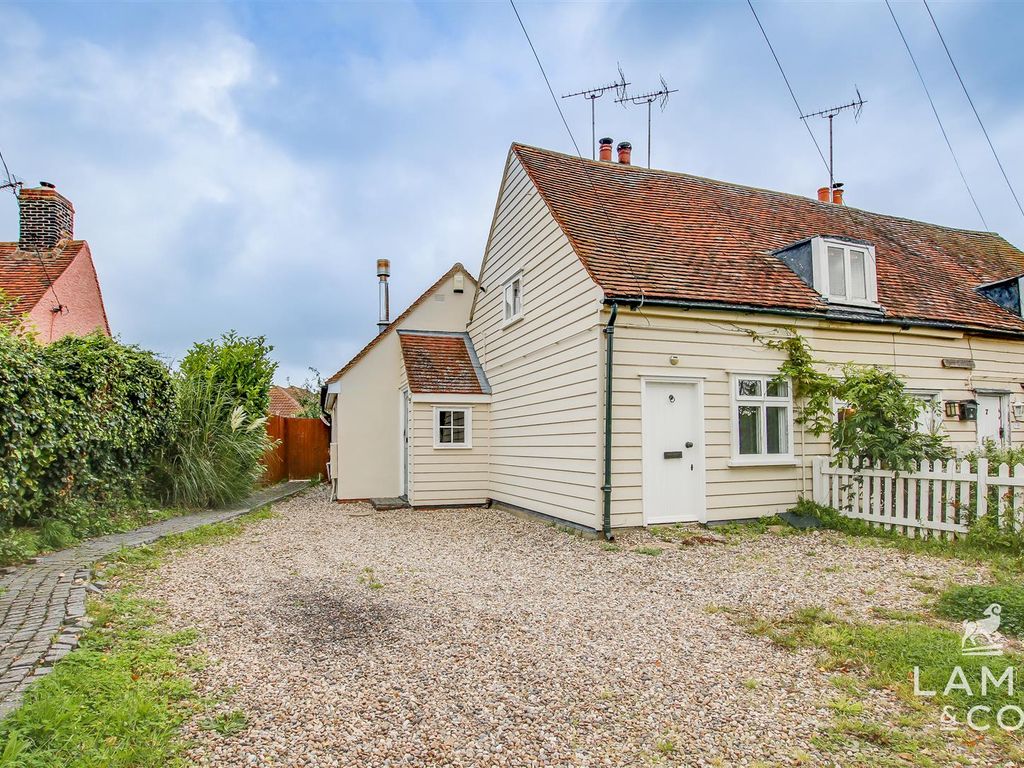 2 bed semidetached house for sale in Harwich Road, Little Oakley