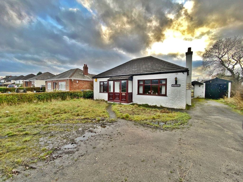 2 bed detached bungalow for sale in Northwich Road, Higher Whitley WA4, £210,000 Zoopla