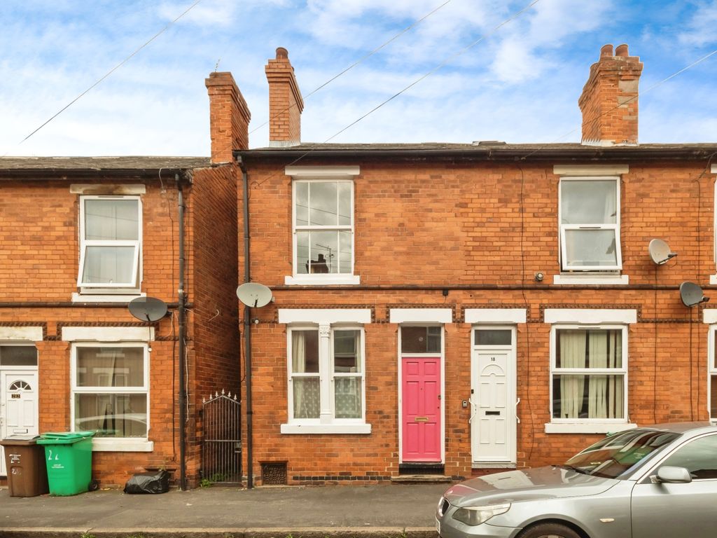 2 bed end terrace house for sale in Lonsdale Road, Nottingham