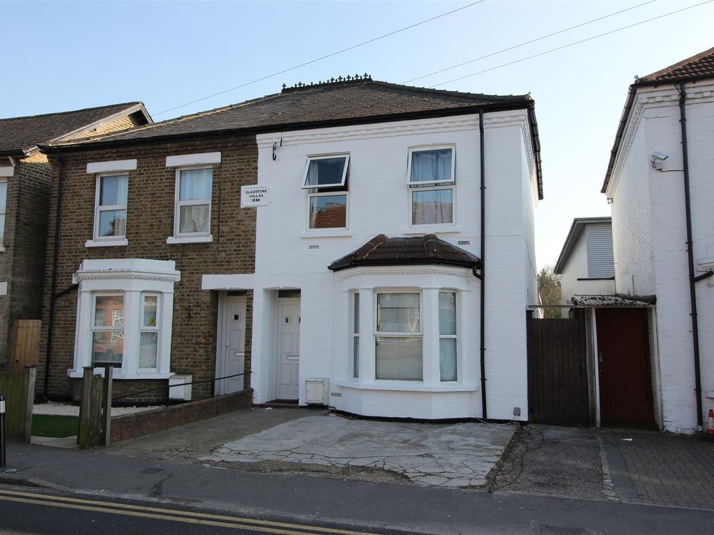6 bed semidetached house to rent in Cowley Mill Road, Cowley, Uxbridge UB8, £3,360 pcm Zoopla