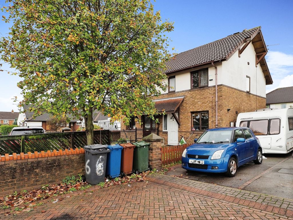 2 bed semidetached house for sale in Chilwell Mews, Barnsley S71, £