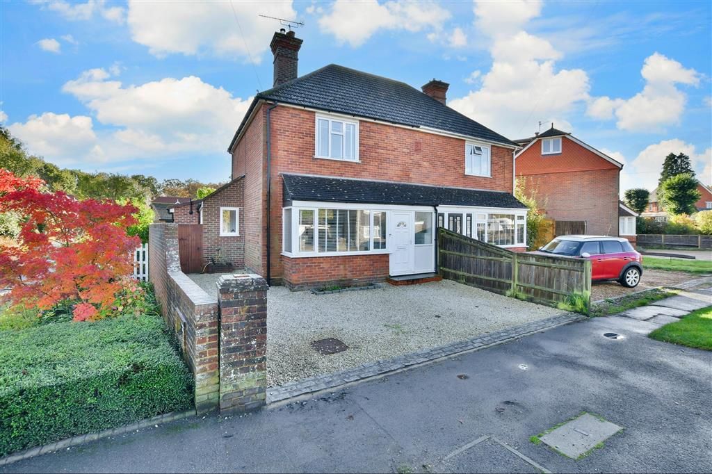 2 bed semidetached house for sale in Kings Road, Cranleigh, Surrey GU6