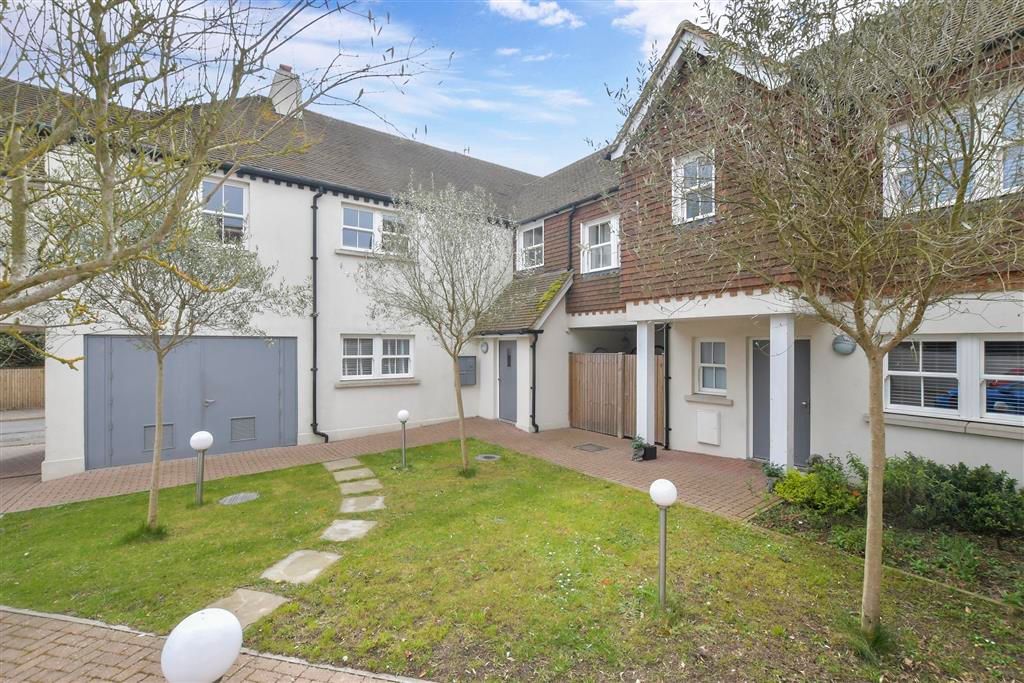 2 bed flat for sale in North End Road, Yapton, Arundel, West Sussex