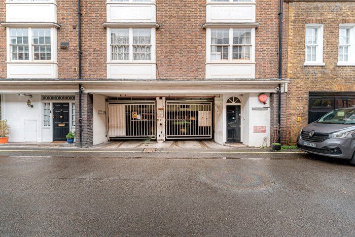 Bryanston Square, London W1H  