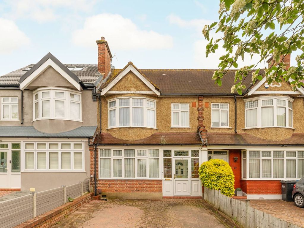3 bed semidetached house for sale in Pollards Hill South, Norbury