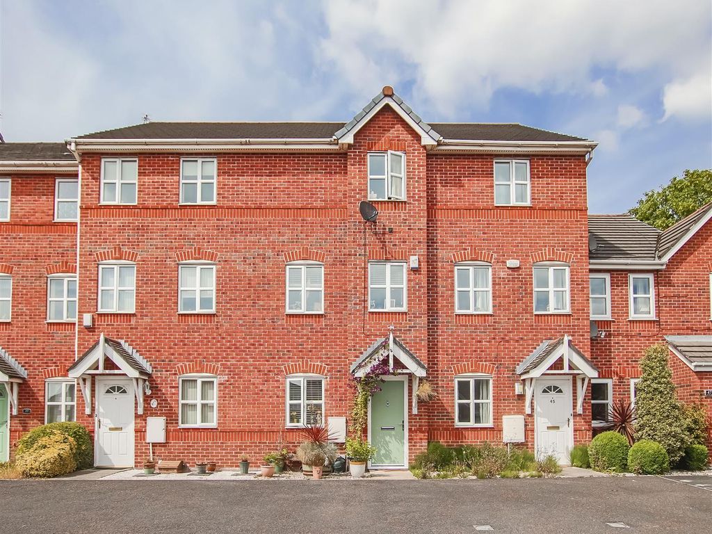 4 bed town house for sale in Victoria Lane, Swinton, Manchester M27 Zoopla