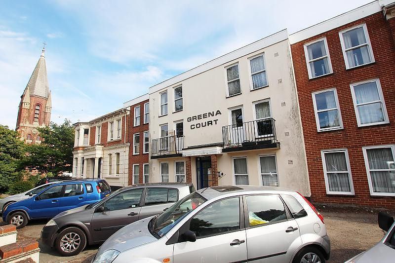 Studio to rent in Shelley Road, Worthing BN11 Zoopla