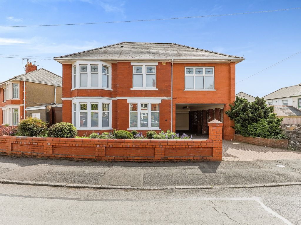 4 bed detached house for sale in St. Francis Road, Whitchurch, Cardiff