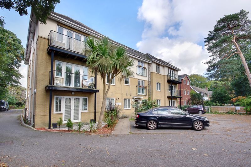 1 bed flat for sale in Richmond Park Road, Charminster BH8 Zoopla