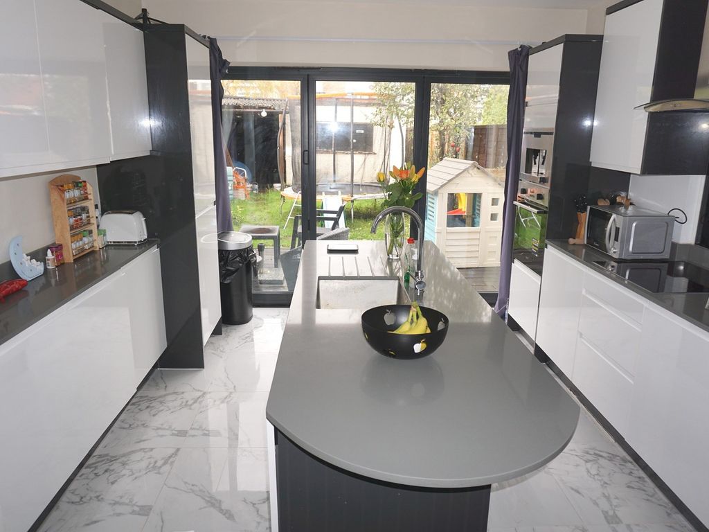 2 bed terraced house for sale in Hemsby Road, Chessington, Surrey. KT9