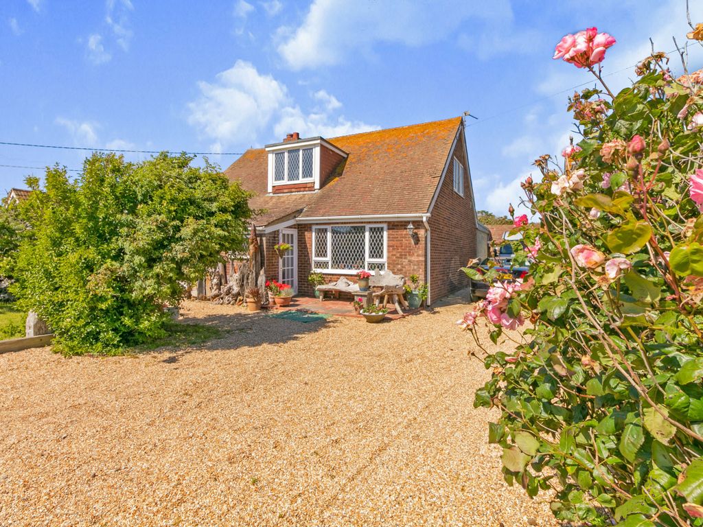 2 bed detached house for sale in Lydd Road, Camber, Rye, East Sussex