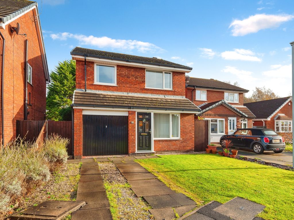 3 bed detached house for sale in Humber Close, Widnes, Cheshire WA8, £